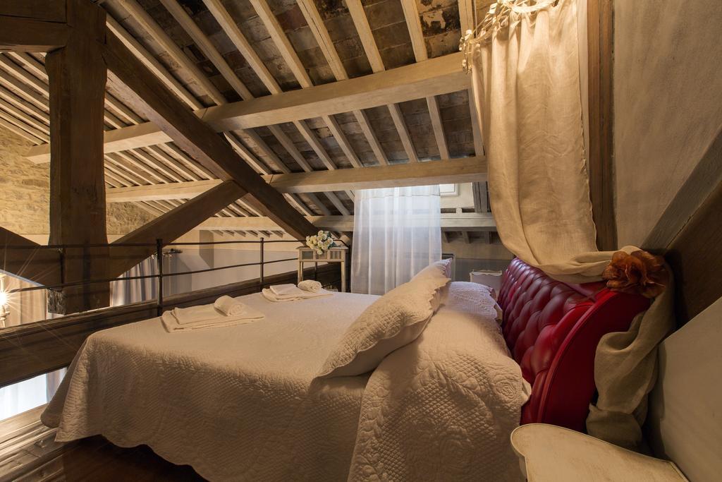 Le Bifore Cortona Zimmer foto